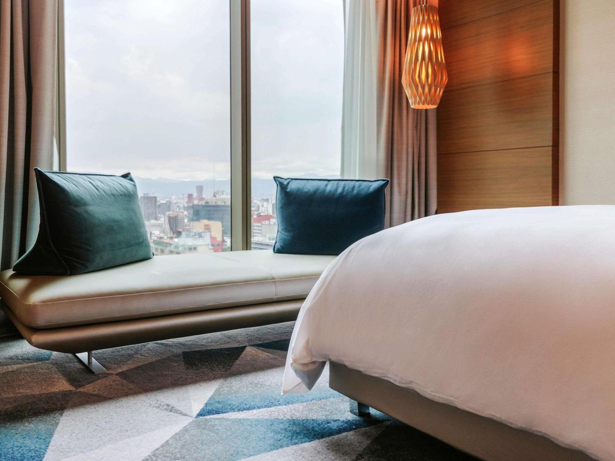 Superior King Room with City View,1739605121:JPEG